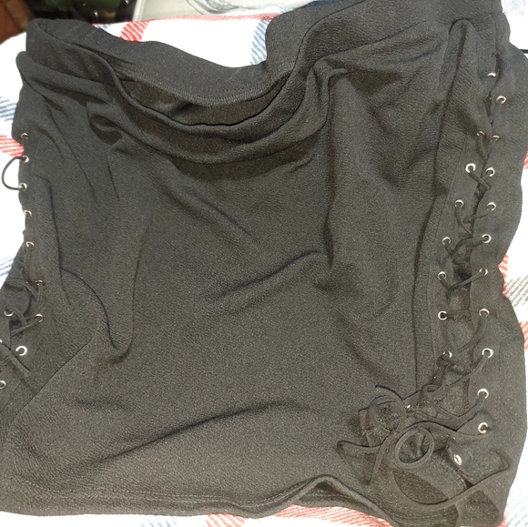 Shein curve Black stretchy skirt with tie up sides - Picture 1 of 3